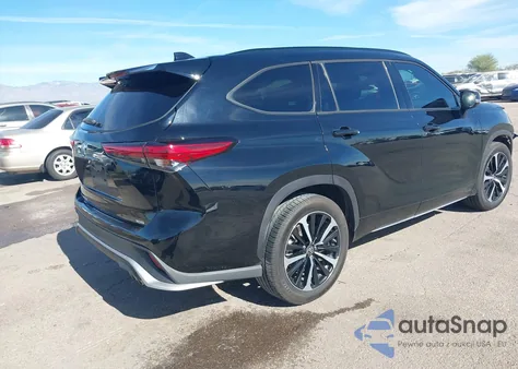 2021 Toyota Highlander Xse z USA, uszkodzony, nr VIN 5TDJZRAH6MS043330